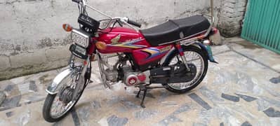 70cc Honda urgent for sale. 0325/9930/677 my WhatsApp number