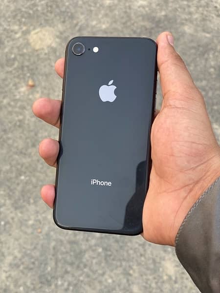 IPHONE 8 BLACK 64 GB 0