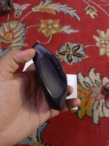 Ugreen Bluetooth and 2.4Ghz Gaming  Mouse 2