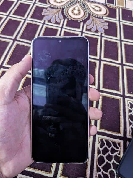 LG v60 think.  Dual sim pta approved. 8\128 6