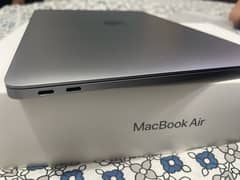 MacBook M1 - 2020 — 8/256GB