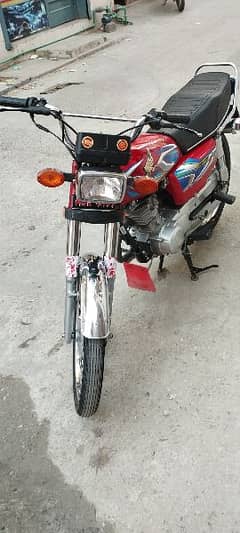 honda CG 125 2022 model red colour totally jenion location shaikhopura