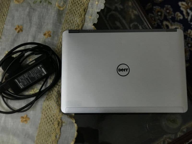 Dell Laptop E6440 Core i5 4th Generation 3