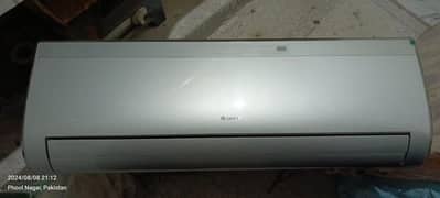 one ton ac gree non inverter 10/10 condition