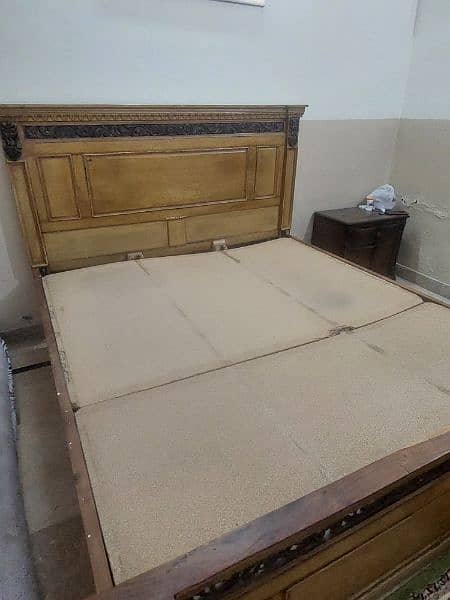 King-Size Wooden Bed with Mattress 6