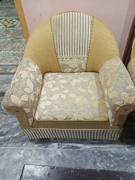 5 Seater Sofa Set, good condition 5