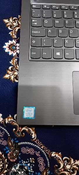 Lenovo V330 Series i5-8th gen 2