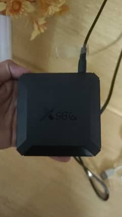 Android tv box Rs 5000