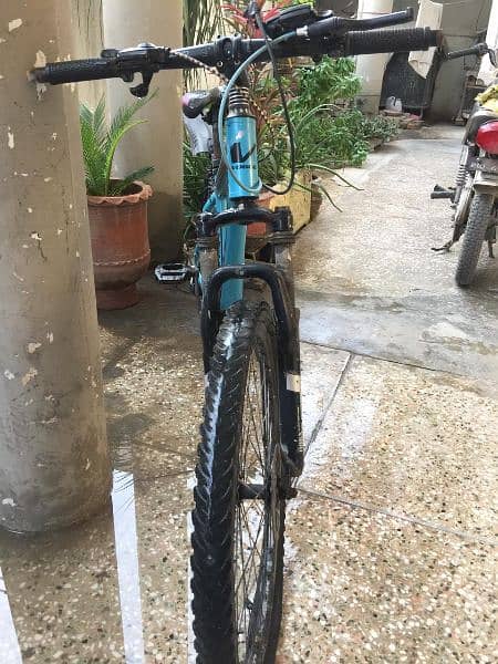 Gear Bike With Disc brakes and Shocks 4