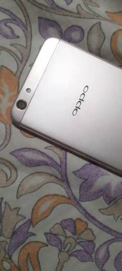 Oppo F1s 4/64 very good condition 9/10