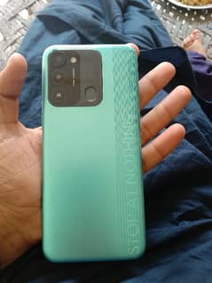 Tecno Spark 8C