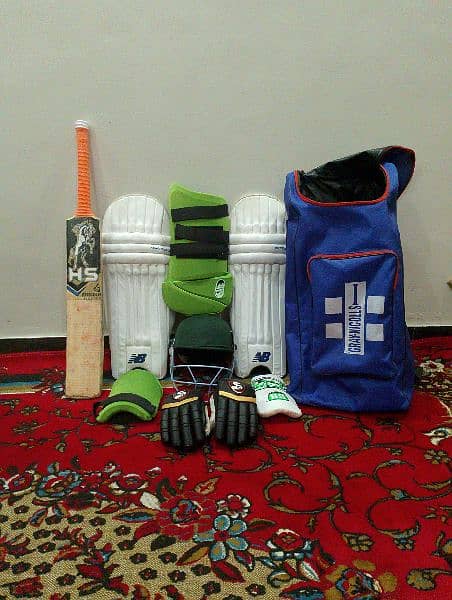 1 month used cricket kit 0