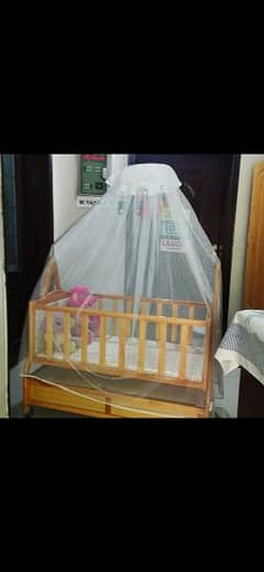 baby cot 10 by 10 condition