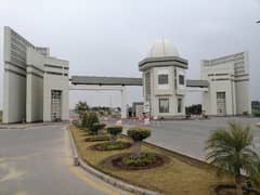 Residential Plot For Grabs In 10 Marla Bahawalpur