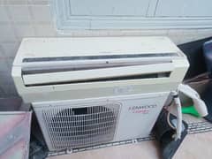 ac Kenwood . 1.5ton