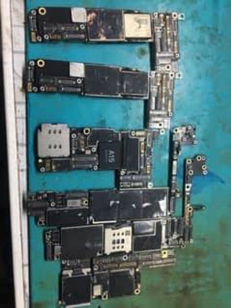 iphone 7plus 32gb motherboard 1