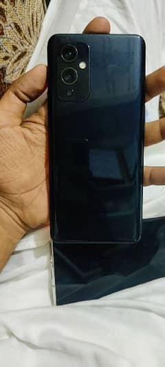 oneplus 9  only finger off baki All ok 10 by 10 h