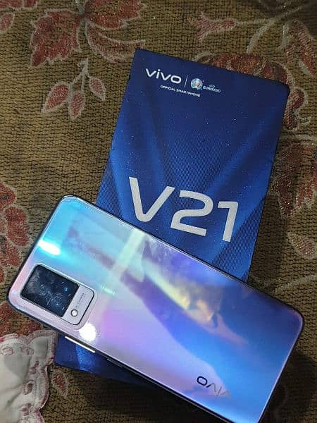 vivo v21 8/128 4