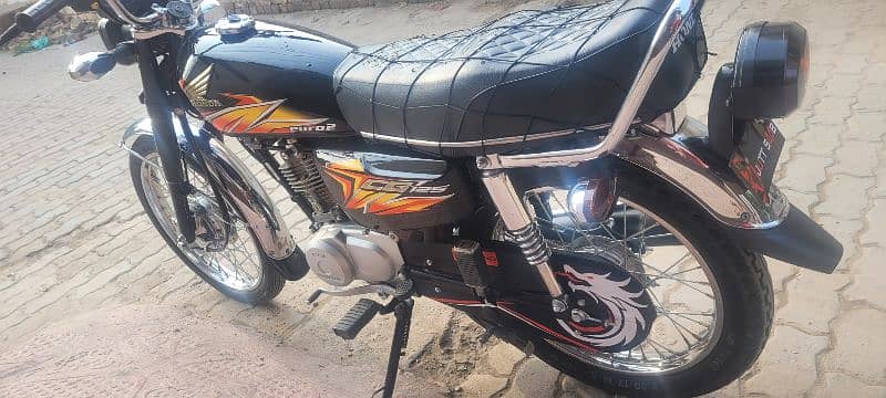 Honda 125 21/22 Model Black Colour 1