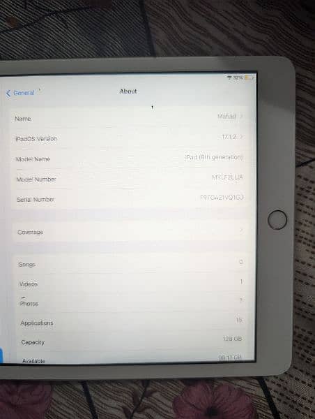 Ipad 8 8 generation 128 gb with box 1