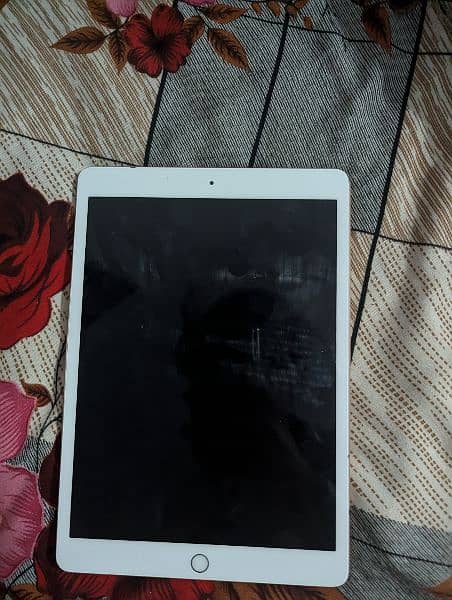 Ipad 8 8 generation 128 gb with box 3