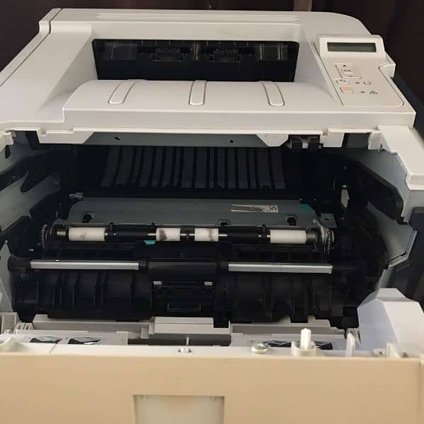 HP Laserjet 2055dn 3