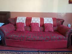 Comfortable sofa set for sale