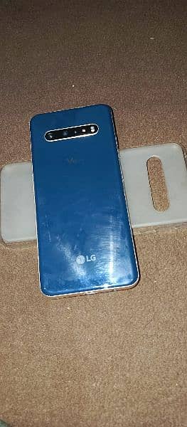 lg v60thinq 8. .  128 pta condition 10/10 2