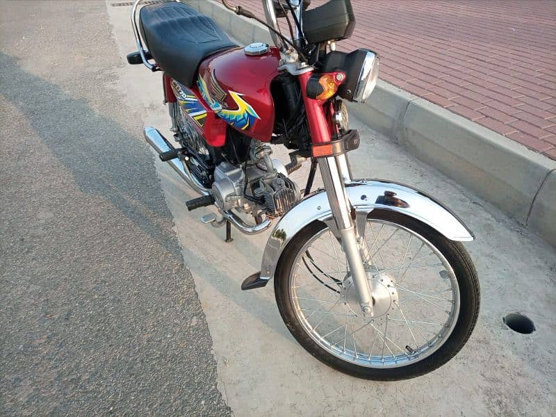 Unused APL bike available 6