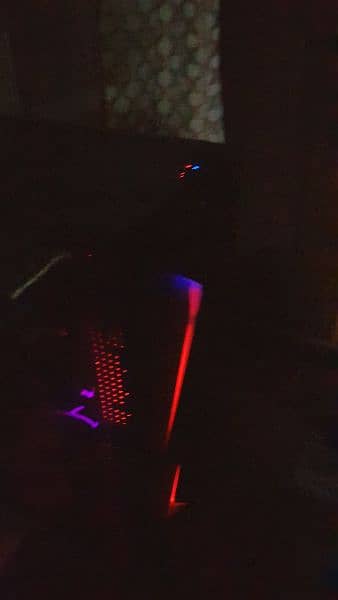 Gaming CPU | RGB lighting | for gamers | RGBkeyboard and mouse. 8