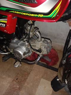 Honda 70cc bike bilkul saf condition mai hai