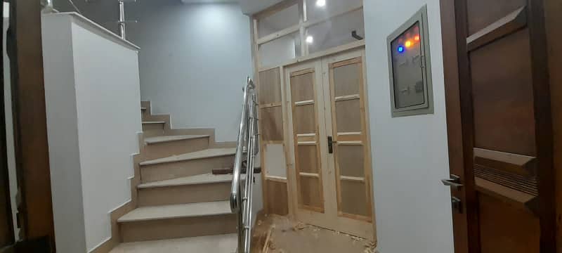 10 Marla Brand New House For Rent In Bahria Town Lahore 12