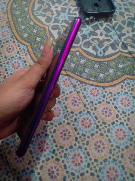 oppo F9 pro only mobile 10/10 2