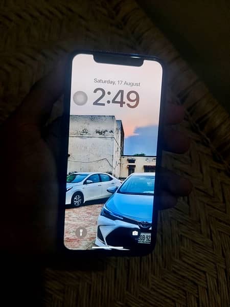 Iphone xs 256 GB convert into 13pro 4