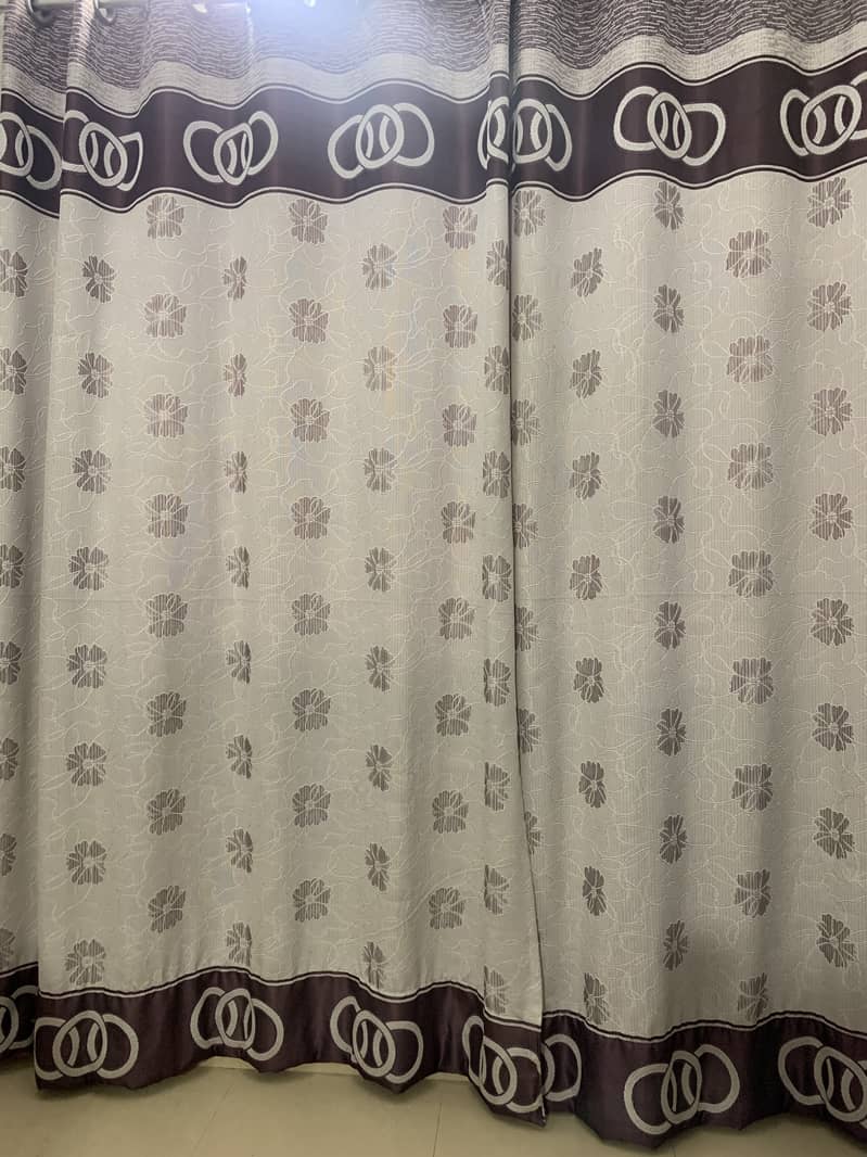 11 curtains 1