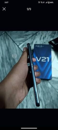 vivo v21