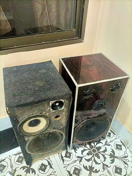 10 inches pair woofer's  loude & heavy bass 2