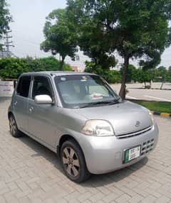 Daihatsu Esse 2011