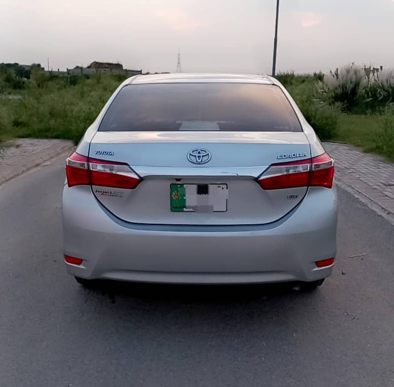 Toyota Corolla GLI 2017 Used 1