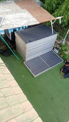 Risen. ja solar qcells and jinko mixed panels 315-330 watt poly 45 pcs