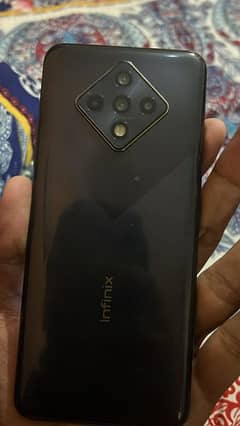 infinix zero 8 8/128 urgent sale plz serious buyer contact me