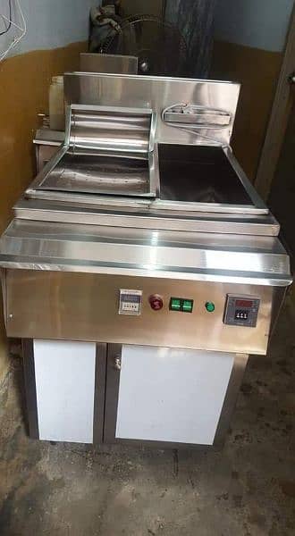 3T 24L commercial Fryer made SB Kitchen Engineering pizza oven dough m 10