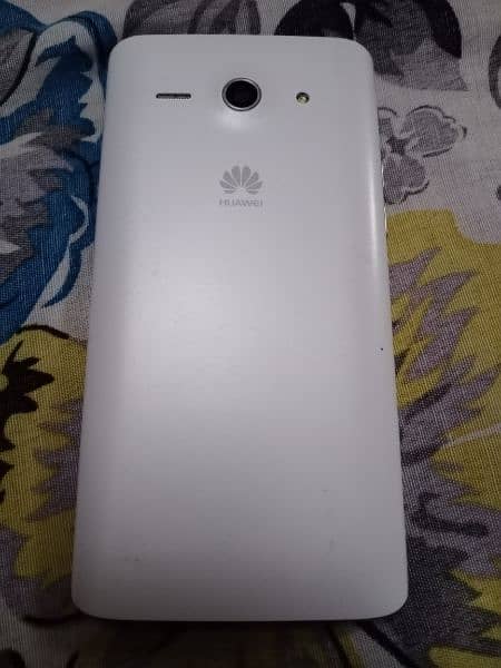 Huawei Ascend Y530 1