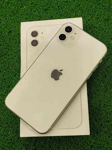 IPHONE 11 128GB PTA APPROVED FULL BOX LUSH CONDITION 4