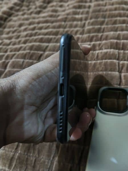 Xiaomi good condition 4