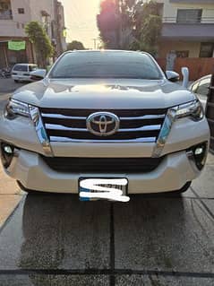 Toyota Fortuner Sigma 2020 white