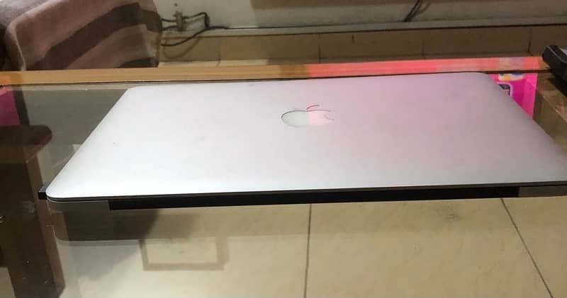 MacBook Pro 11,1 (2014) 9