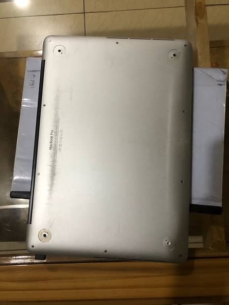 MacBook Pro 11,1 (2014) 15