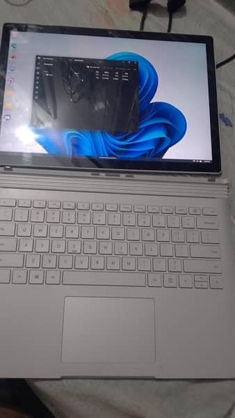 Surface Book 2 3