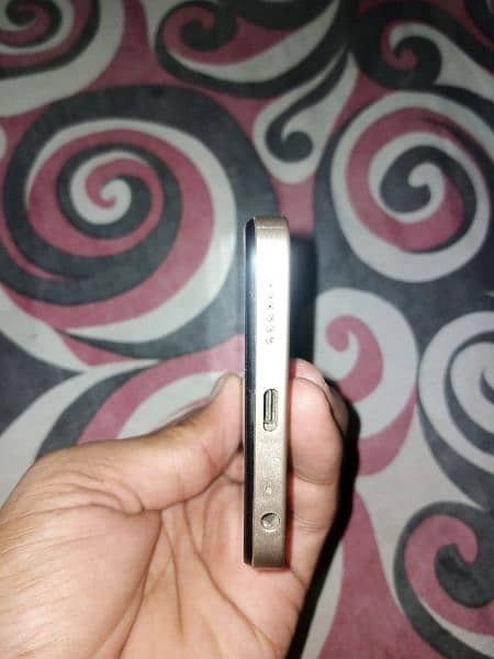 infinix smart 8 4 64 ph far sale urgent 4